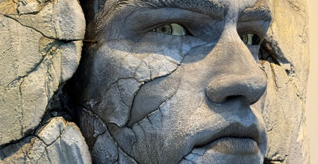 miselyumart-kinetik-heykel-esref-ozel-tasarim-mekatronik-sanat-2